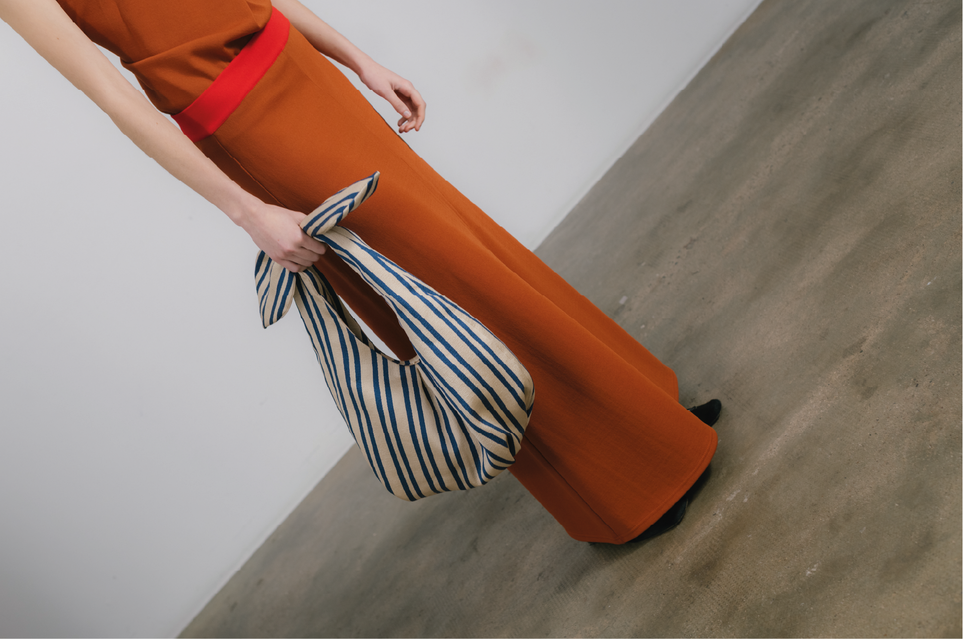 Isa Skirt Caldera